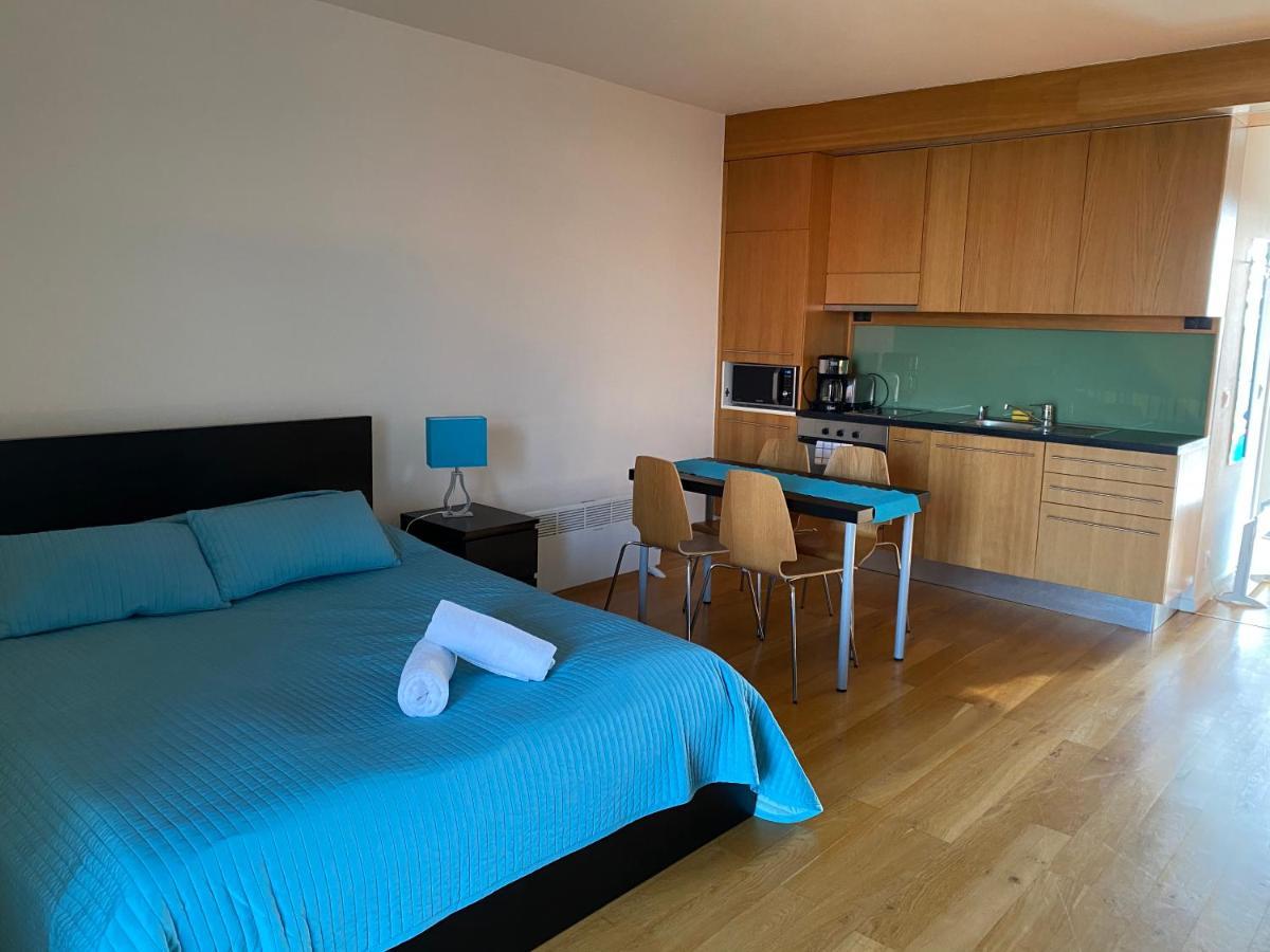 Gemini Superior Apartman & Yacht Balatonlelle Ngoại thất bức ảnh
