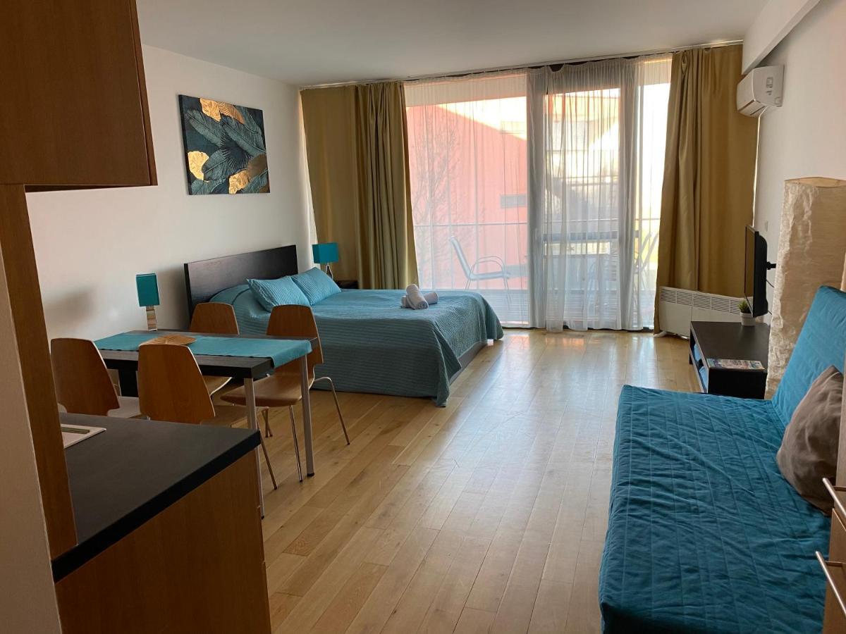 Gemini Superior Apartman & Yacht Balatonlelle Ngoại thất bức ảnh