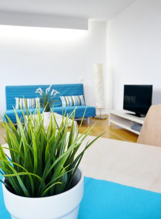 Gemini Superior Apartman & Yacht Balatonlelle Phòng bức ảnh