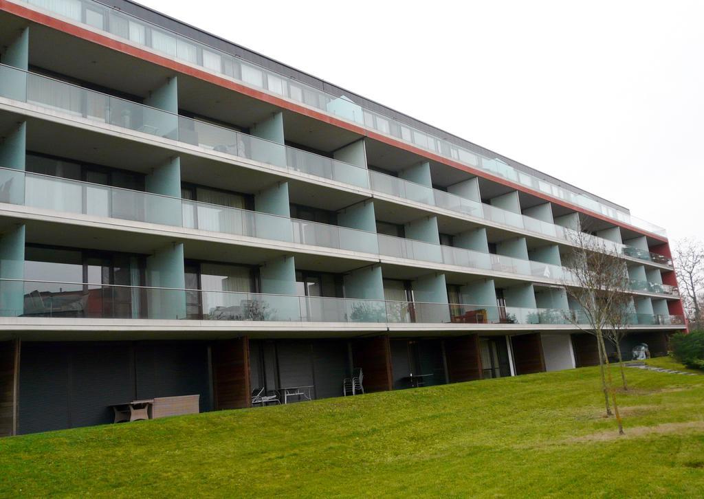 Gemini Superior Apartman & Yacht Balatonlelle Ngoại thất bức ảnh
