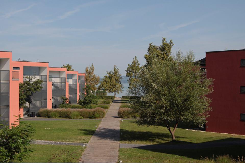 Gemini Superior Apartman & Yacht Balatonlelle Ngoại thất bức ảnh